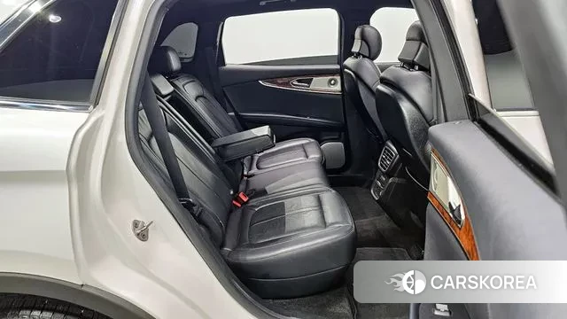 Lincoln Nautilus First generation 2019 Белый из Кореи, фото 2