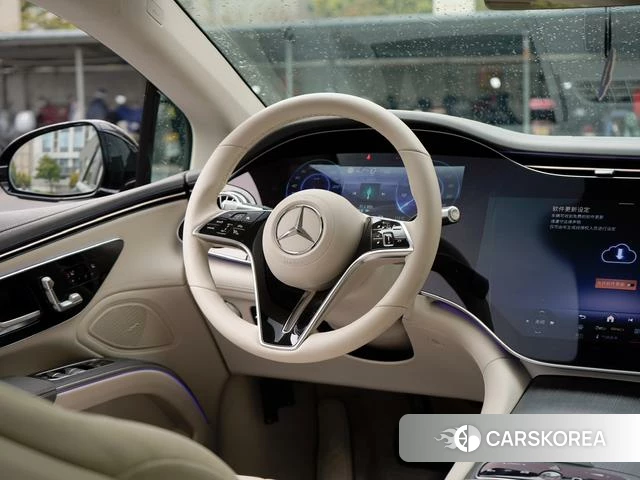 Mercedes-Benz EQS 2024 Черный из Китая, фото 2
