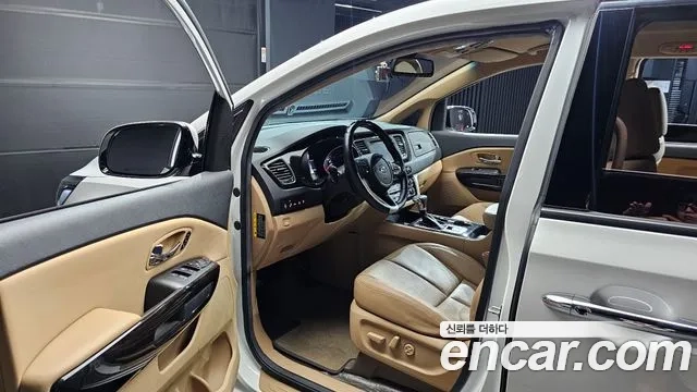 Kia The New Carnival 2018 Белый из Кореи, фото 2