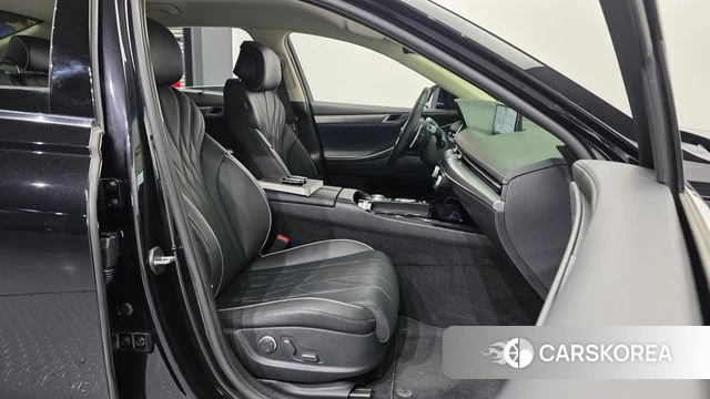 Genesis G80 (RG3) 2022 Черный из Кореи, фото 2