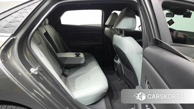 Hyundai The New Avante (CN7) 2023 Серый из Кореи, фото 2