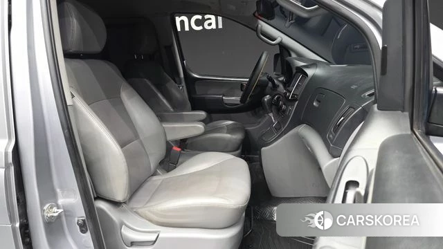Hyundai The New Grand Starex 2019 Серебряный из Кореи, фото 2