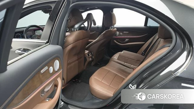 Mercedes-Benz E-Class W213 2020 Серый из Кореи, фото 2