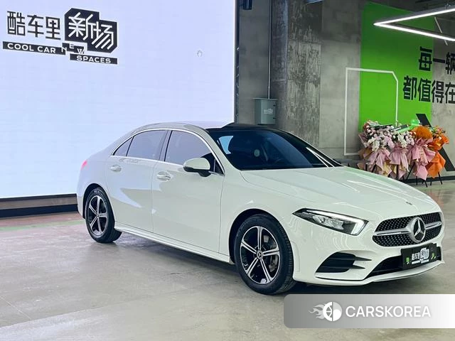 Mercedes-Benz Class A 2023 Белый из Китая, фото 2