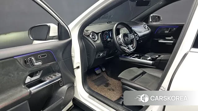 Mercedes-Benz GLA - Class H247 2020 Белый из Кореи, фото 2