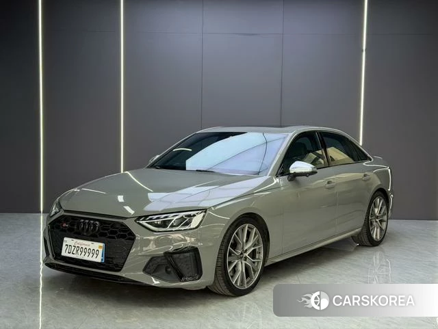 Audi S4 2021 Серебристо-серый из Китая, фото 2