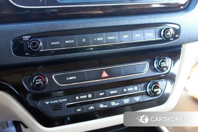 Kia The New Carnival 2019 Белый из Кореи, фото 2