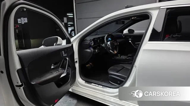 Mercedes-Benz A-Class W177 2021 Белый из Кореи, фото 2