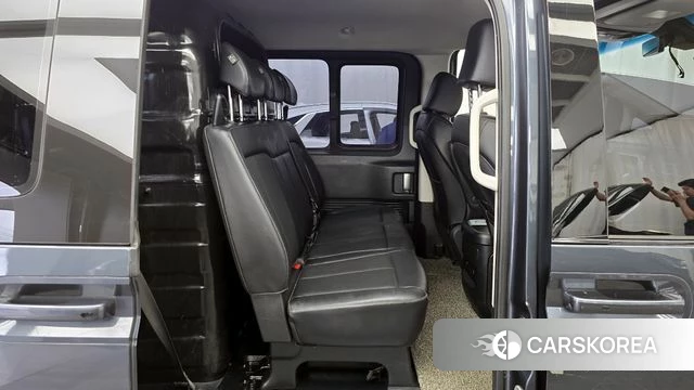 Hyundai Staria 2022 Серый из Кореи, фото 2