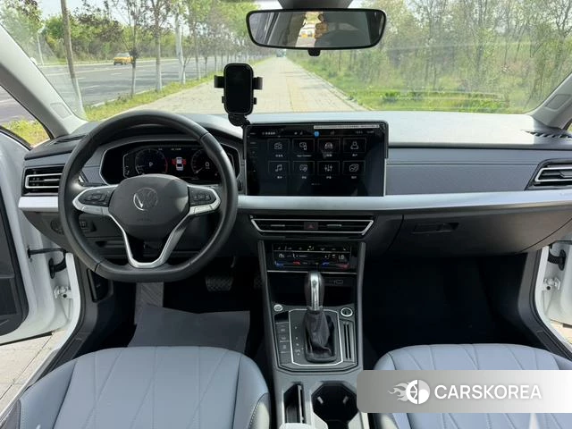 Volkswagen Lavida 2023 Белый из Китая, фото 2
