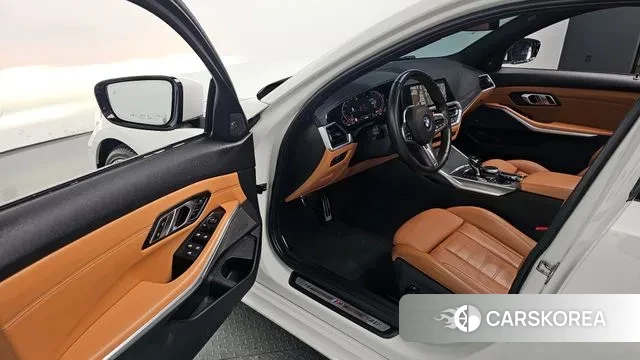 BMW 3 Series (G20) 2019 Белый из Кореи, фото 2