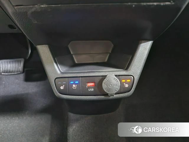 Kia The New Kia Ray 2023 Белый из Кореи, фото 2