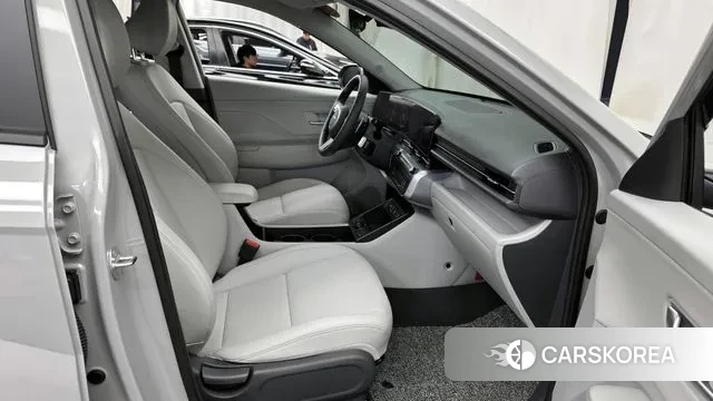 Hyundai Kona (SX2) 2024 Серый из Кореи, фото 2