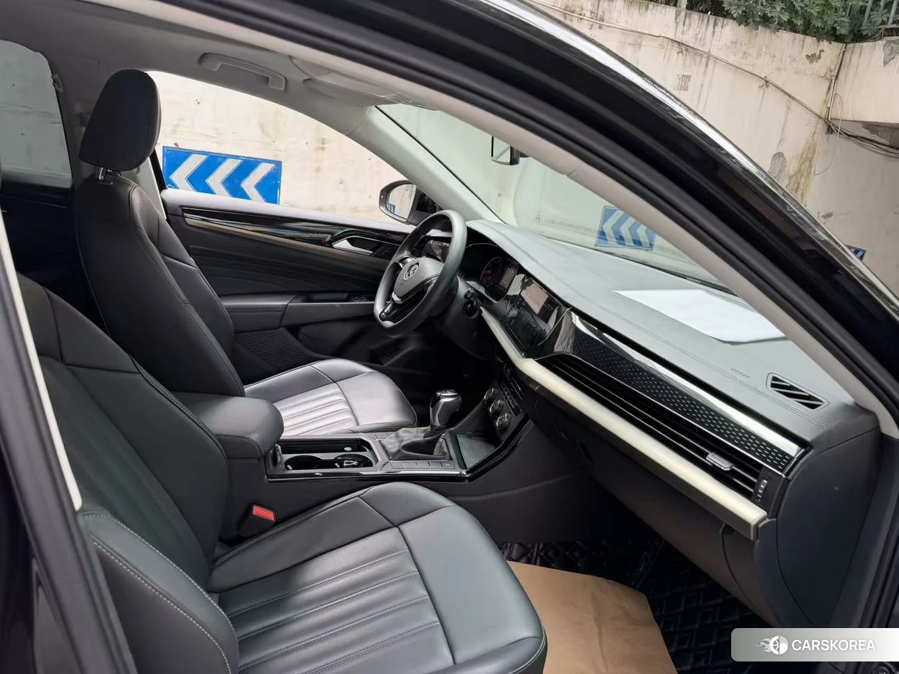 Volkswagen Passat 2020 Черный из Китая, фото 2