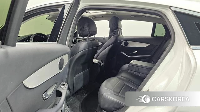 Mercedes-Benz GLC-Class X253 2018 Белый из Кореи, фото 2