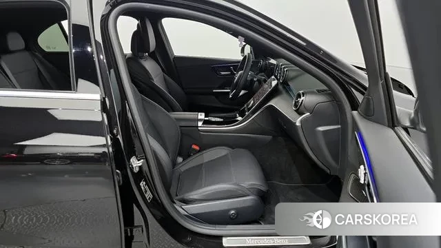 Mercedes-Benz C-Class W206 2024 Черный из Кореи, фото 2