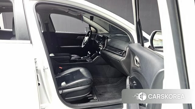 Kia Sportage 5th Generation 2021 Белый из Кореи, фото 2