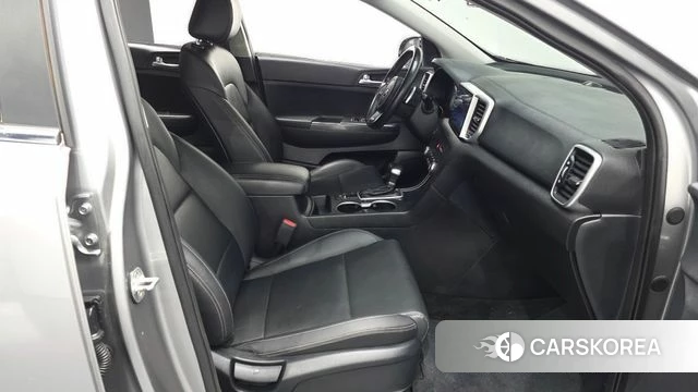 Kia Sportage The Bold 2021 Серый из Кореи, фото 2