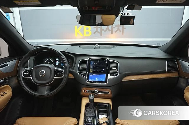 Volvo XC90 second Generation 2018 Белый из Кореи, фото 2