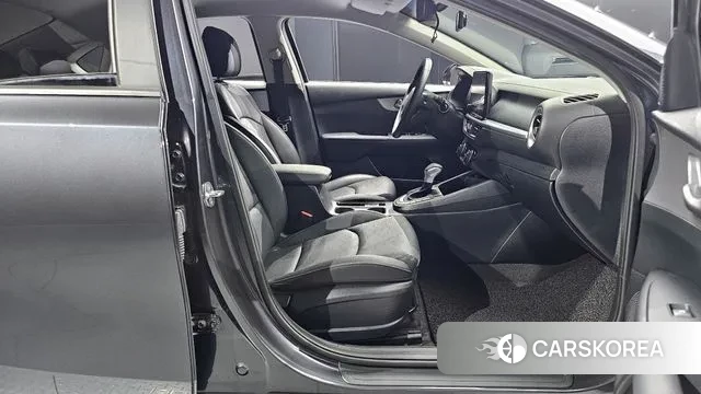 Kia The New K3 2nd generation 2021 Серый из Кореи, фото 2