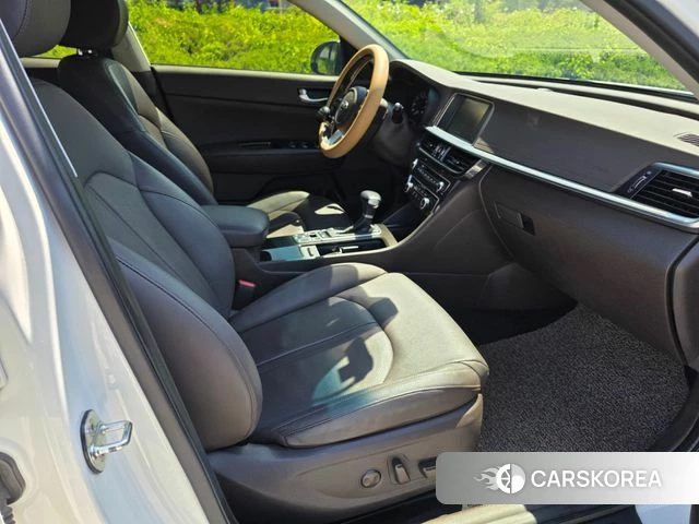 Kia The New K5 2nd generation 2018 Белый из Кореи, фото 2