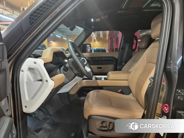 Land Rover Defender (L663) 2026 Серый из Кореи, фото 2
