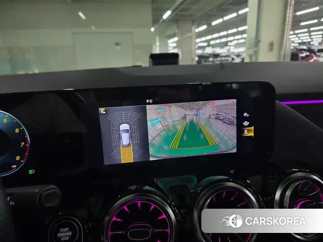 Mercedes-Benz GLA - Class H247 2023 Черный из Кореи, фото 2