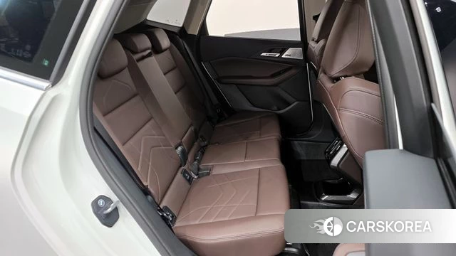 BMW 2 Series Active Tourer (U06) 2025 Белый из Кореи, фото 2