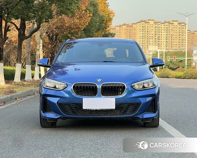 BMW 1 series 2019 Синий из Китая, фото 2