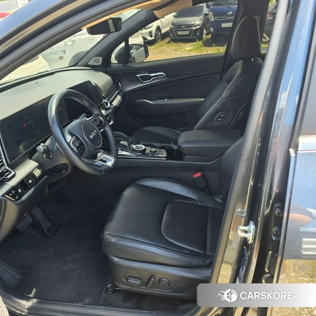Kia Sportage 5th Generation 2024 Серебристо-серый из Кореи, фото 2