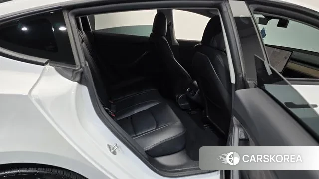 Tesla Model 3 2021 Белый из Кореи, фото 2