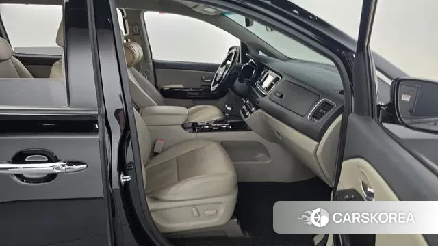 Kia The New Carnival 2020 Черный из Кореи, фото 2