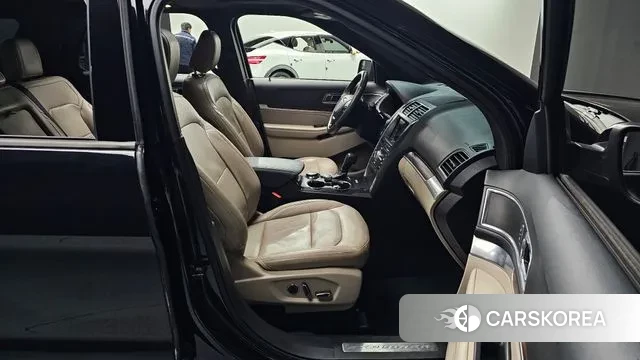 Ford Explorer 2018 Черный из Кореи, фото 2