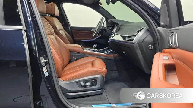 BMW X7 (G07) 2020 Черный из Кореи, фото 2