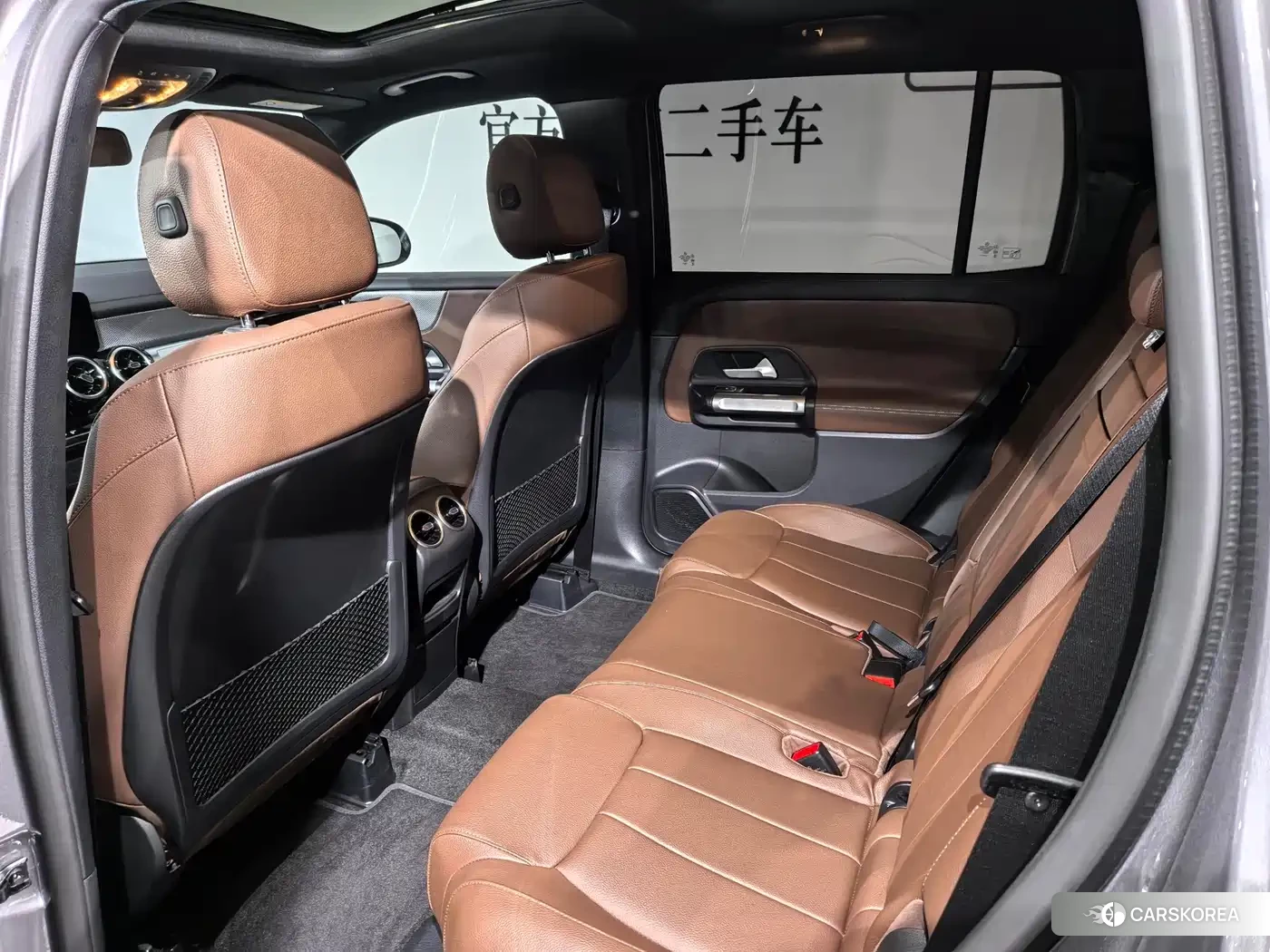 Mercedes-Benz GLB 2024 Silver/gray из Китая, фото 2
