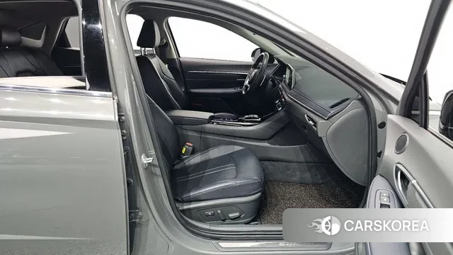 Hyundai Sonata (DN8) 2021 Серый из Кореи, фото 2