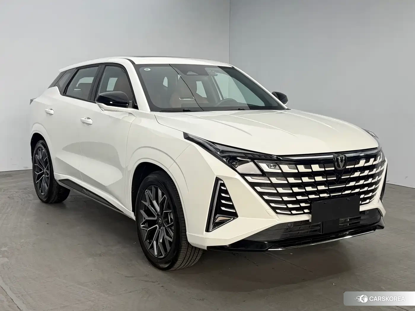 Chang'an UNI-Z 2026 Белый из Китая, фото 2
