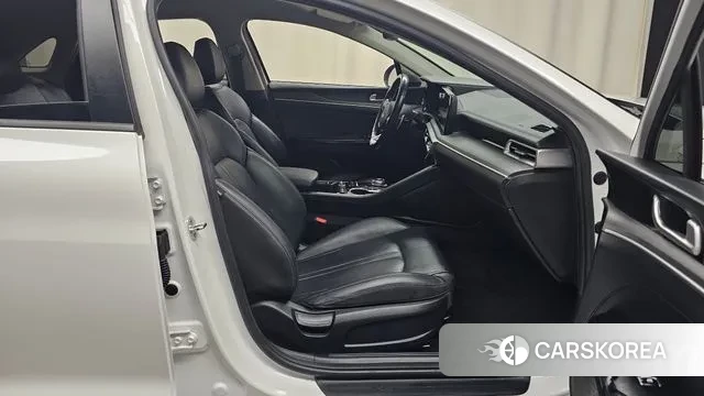 Kia K5 3rd generation 2022 Белый из Кореи, фото 2