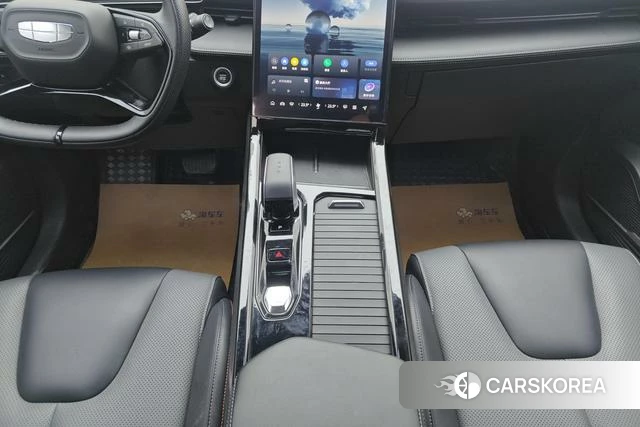Geely Automobile Boyue 2024 Белый из Китая, фото 2