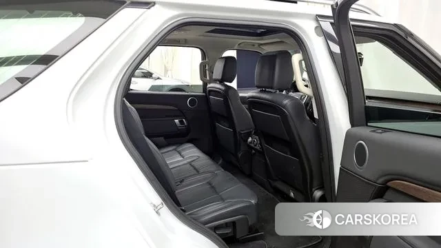 Land Rover Discovery 5 2019 Белый из Кореи, фото 2