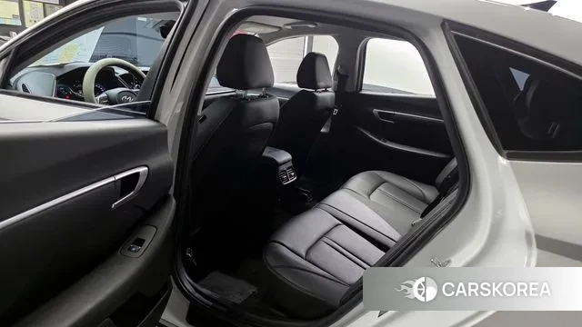 Hyundai Sonata Hybrid (DN8) 2021 Белый из Кореи, фото 2