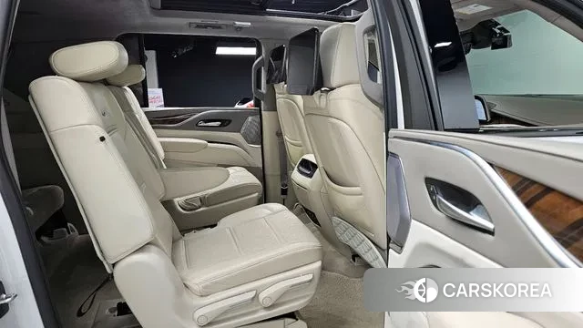 Cadillac Escalade 5th Generation 2023 Белый из Кореи, фото 2