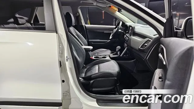 Kia Seltos 2021 Белый из Кореи, фото 2