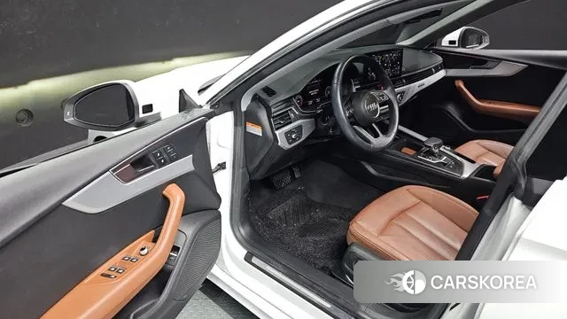 Audi A5 (F5) 2022 Белый из Кореи, фото 2