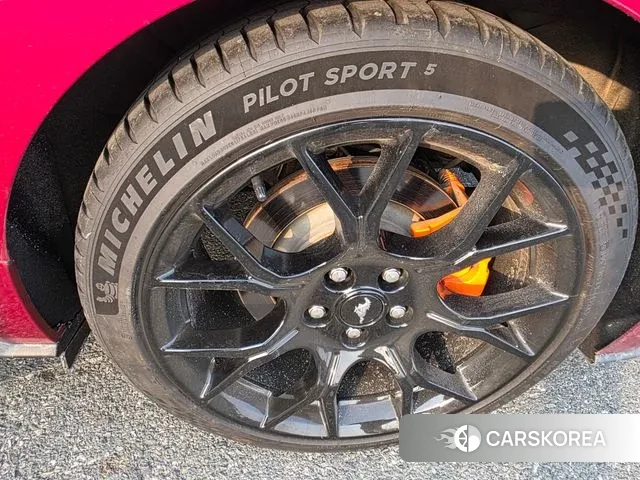 Ford Mustang 2019 Красный из Кореи, фото 2