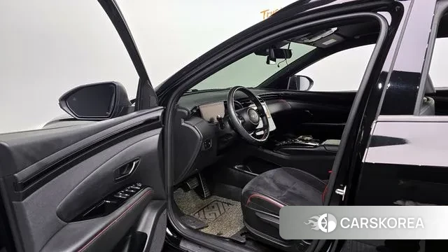 Hyundai Tucson (NX4) 2021 Черный из Кореи, фото 2