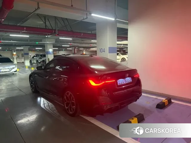 BMW i4 2023 Черный из Кореи, фото 2