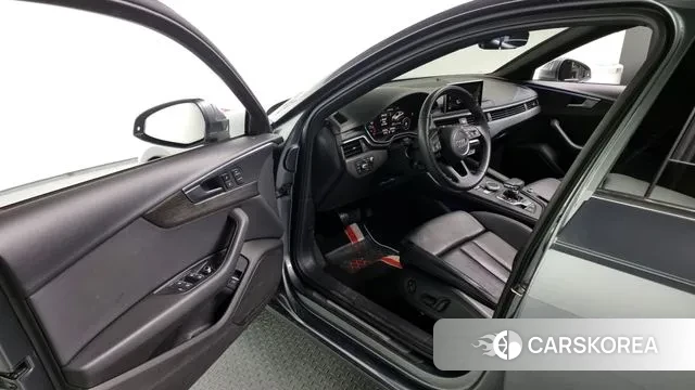 Audi A4 (B9) 2019 Серый из Кореи, фото 2