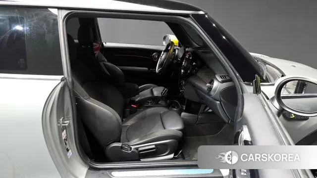 Mini Cooper Electric 2022 Серый из Кореи, фото 2