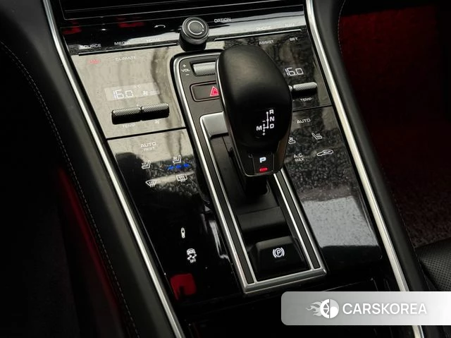 Porsche Panamera (971) 2019 Белый из Кореи, фото 2